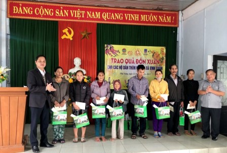 Trung ương Hội Nông dân Việt Nam thăm, tặng quà Tết cho hội viên nông dân tại Thừa Thiên Huế